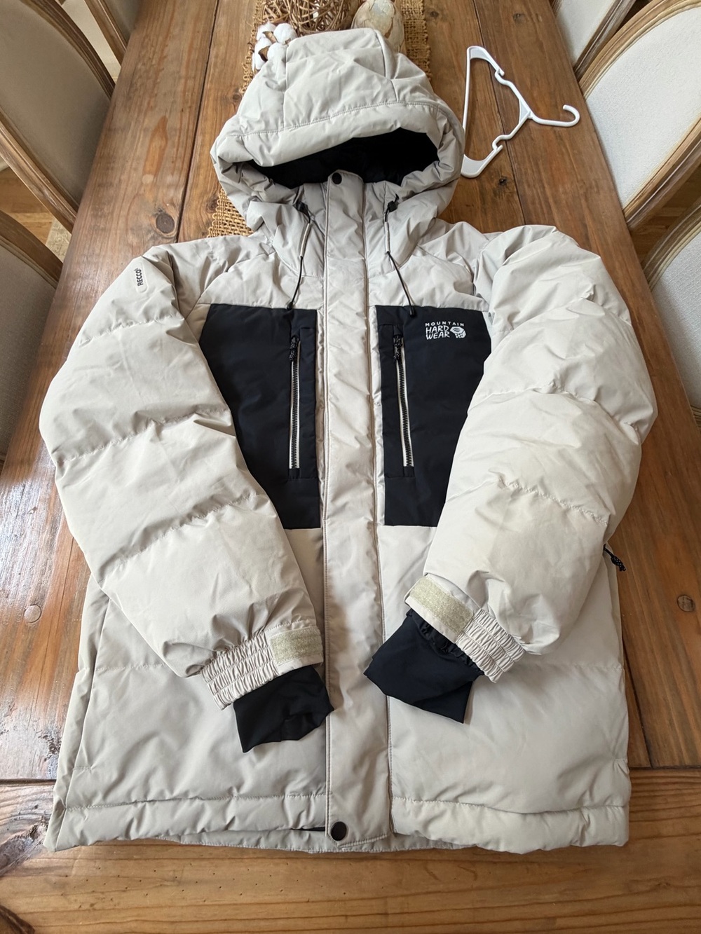 MOUNTAIN HARDWEAR FIRST TRACKS DOWN PARKA RECCO EQUIPPED MENS XL NWOT ARMVENTS